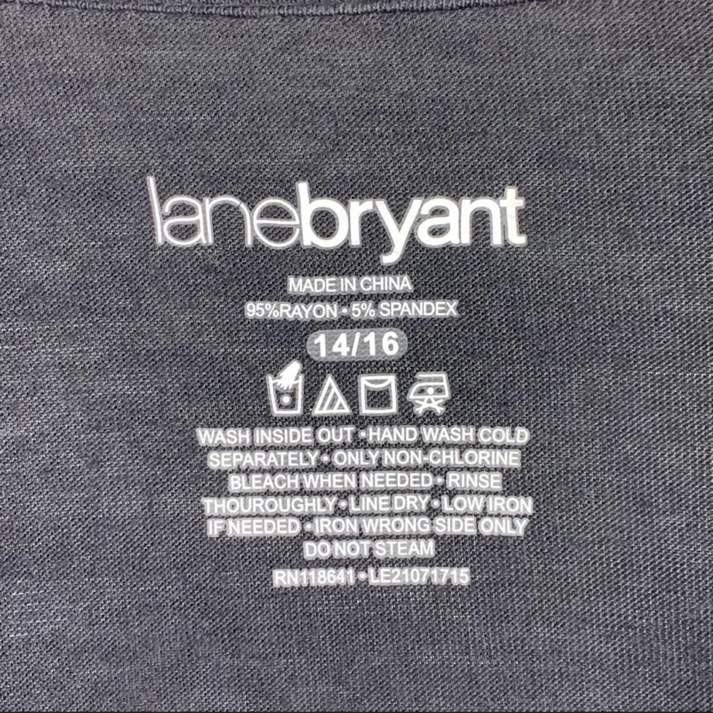 EUC Lane Bryant embellished black top size 14/16 - Picture 5 of 5